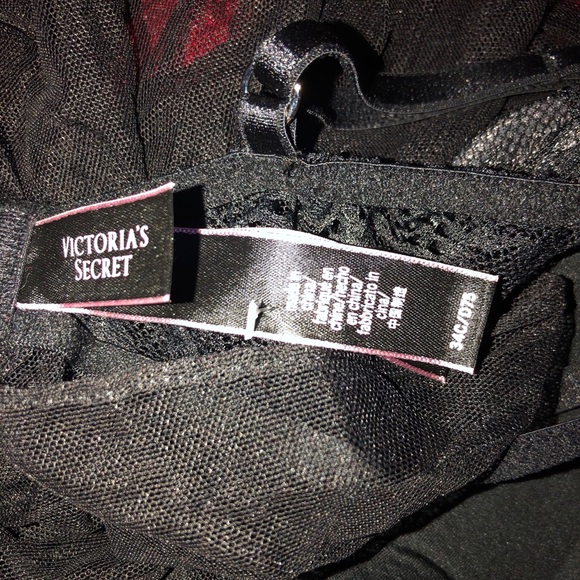 Victoria’s Secret Lace Chemise - Picture 2 of 5